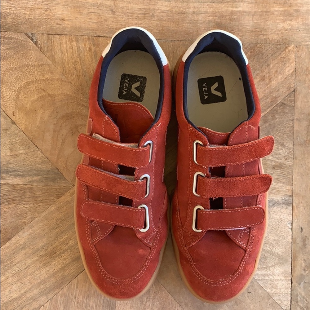 Veja v-12 for madewell size 39